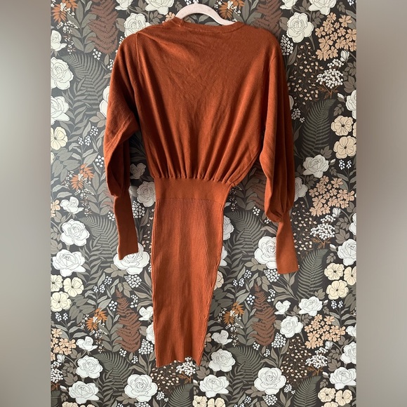TOCCIN X RTR Brown Sweater Dress size small - Picture 9 of 9
